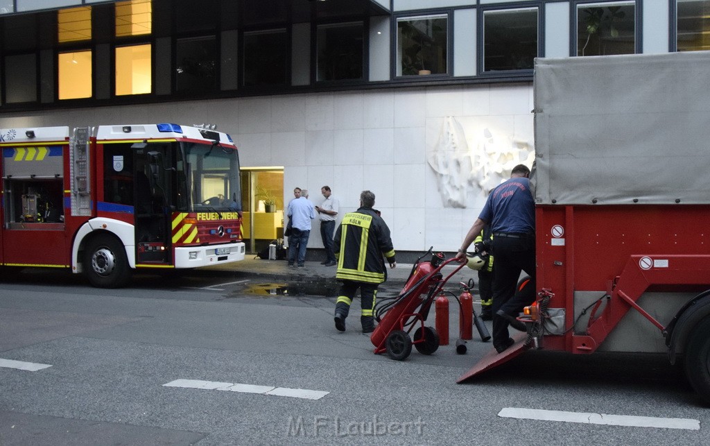Feuer 2 WDR Koeln Altstadt Nord An der Rechtschule P146.JPG - Miklos Laubert
